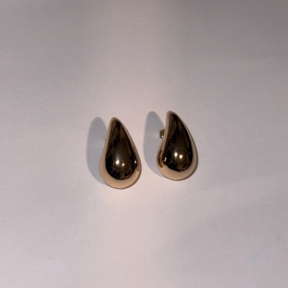 NWOT, Chunky Gold‎ Earrings, Lightweight, Water-drop, Hollow Open Hoops, - Picture 2 of 5